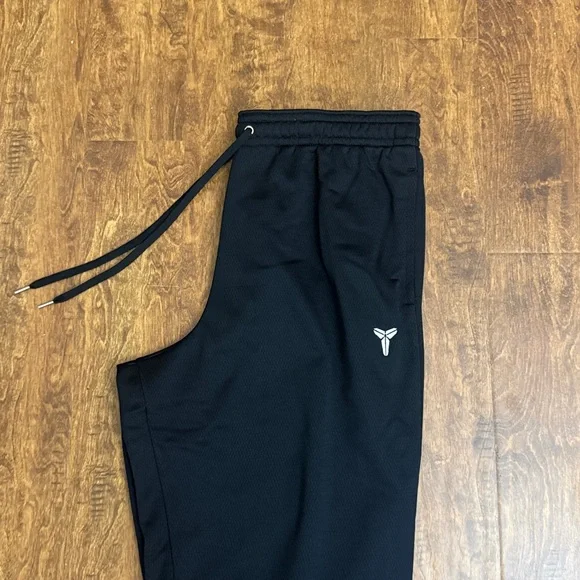 Nike Black Therma-Fit Joggers Size L
